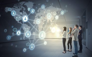 4 Mind-Blowing Mobile App Trends in 2023